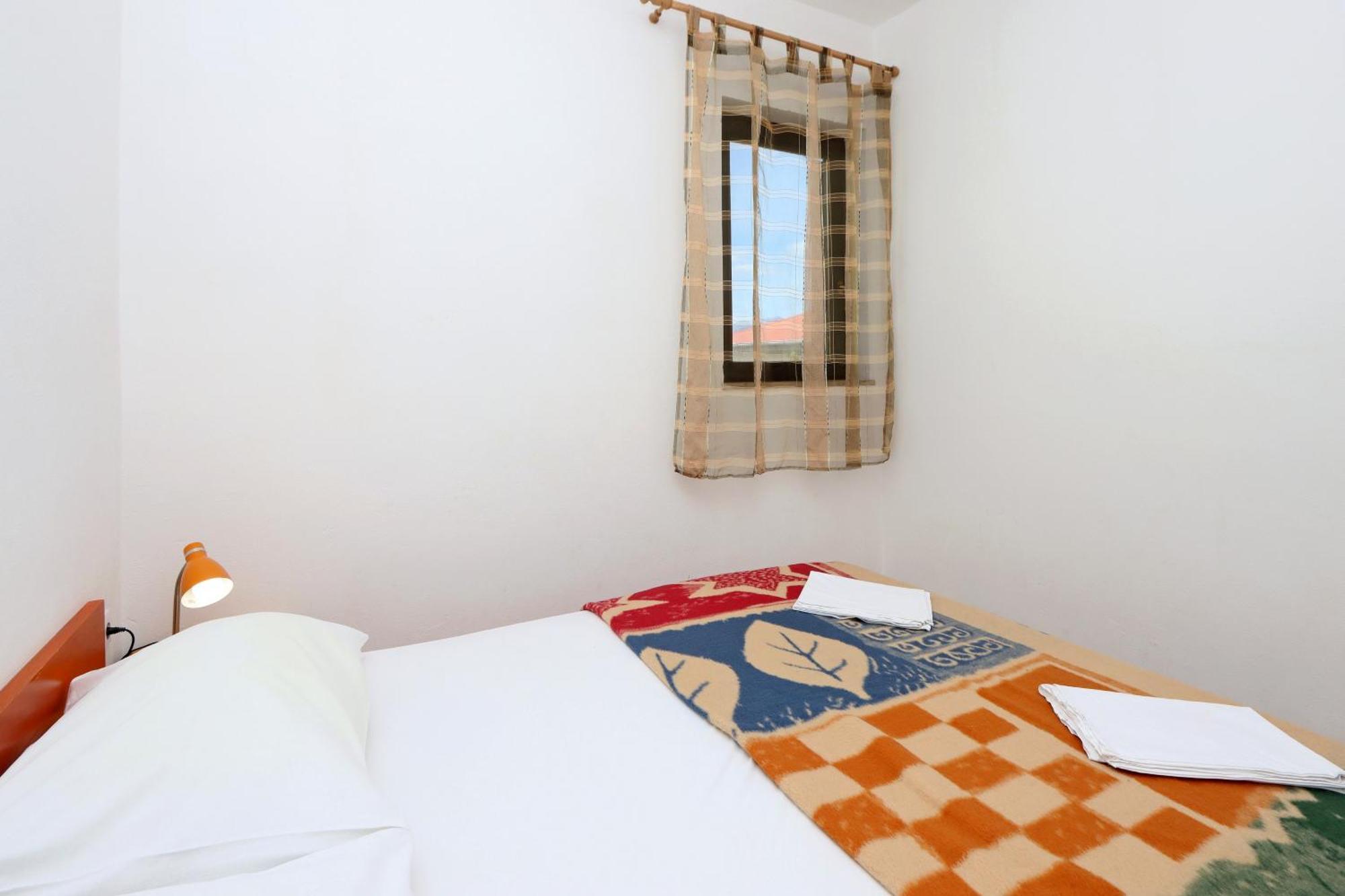 Apartments With A Parking Space Pag - 18345 Pag Town Room photo